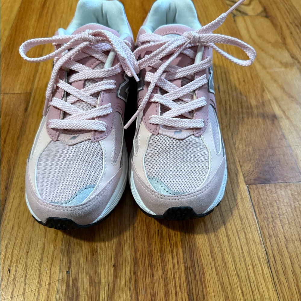 Girl’s New Balance 2002